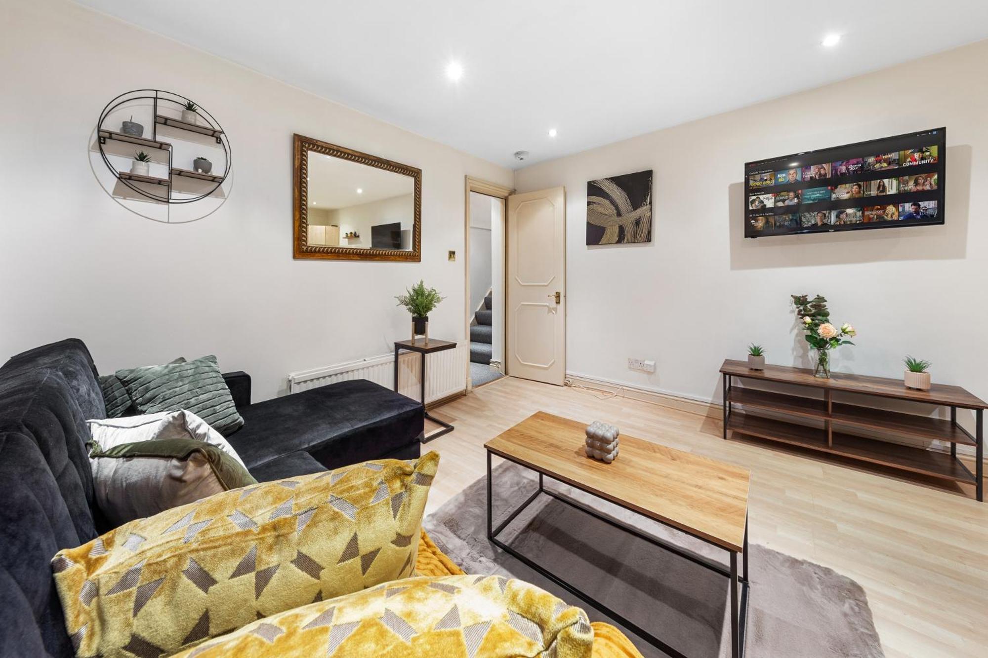 Apartment Your Elite Hyde Park Retreat 2-bedroom Luxury Flat *